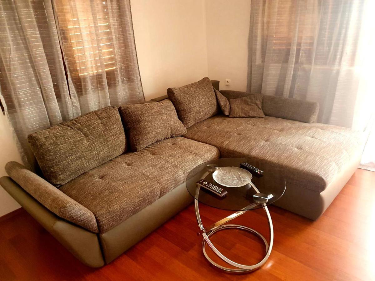 Apartmani Desnica Kruševo Εξωτερικό φωτογραφία