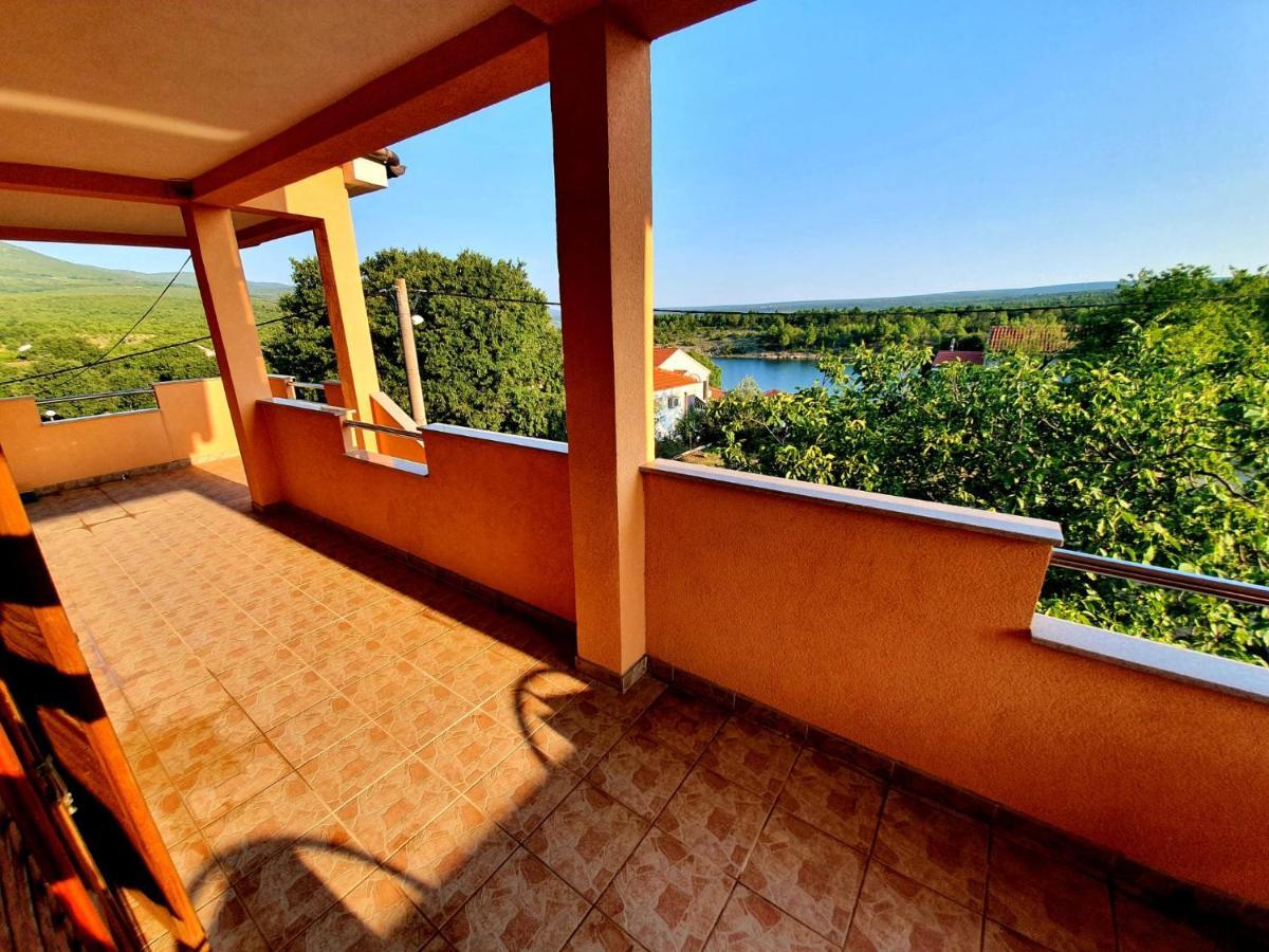Apartmani Desnica Kruševo Εξωτερικό φωτογραφία