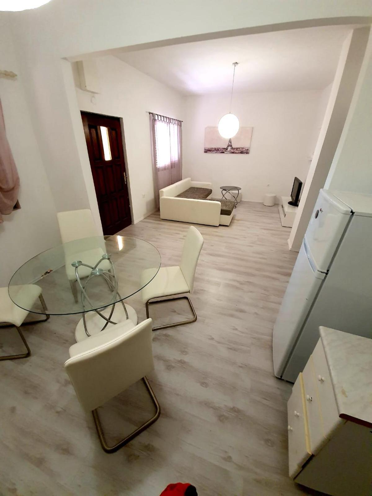 Apartmani Desnica Kruševo Εξωτερικό φωτογραφία